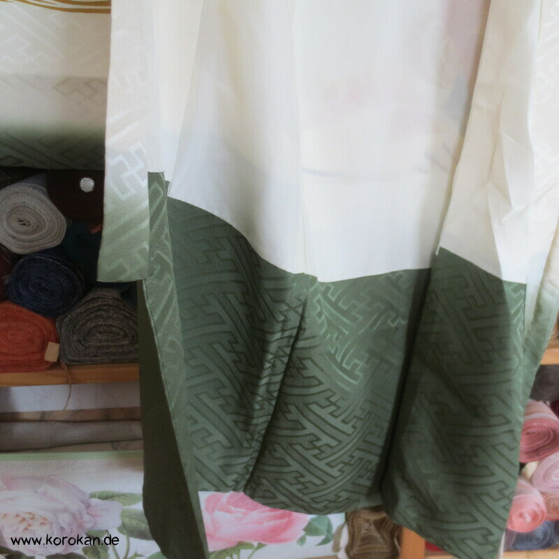 antiker Kimono für kleine Jungen, Gosho Priester