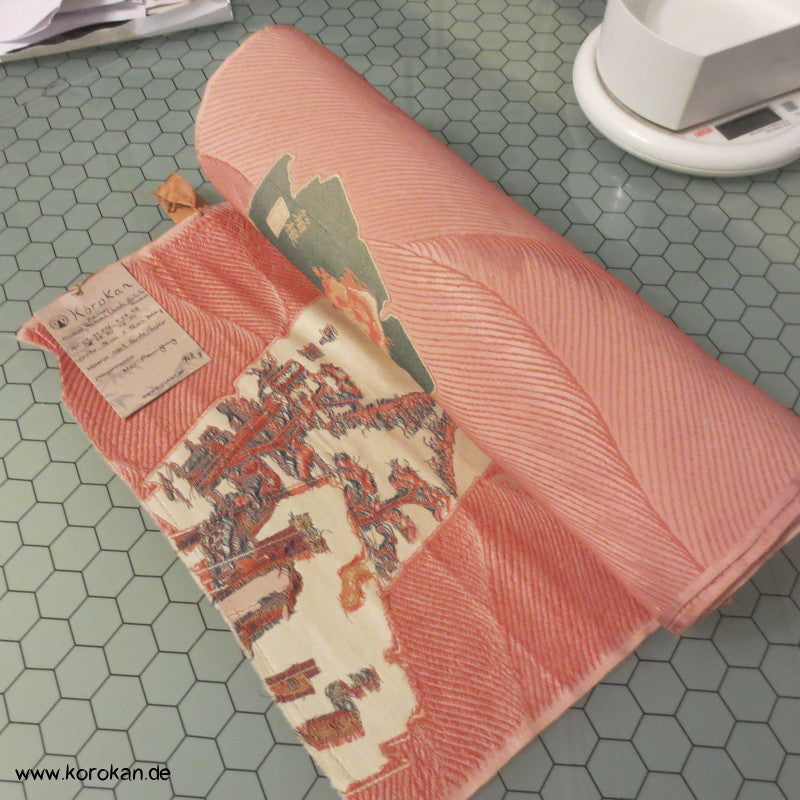 Wellen und Shikishi Omeshi Seiden Jacquard Araihari Kimono