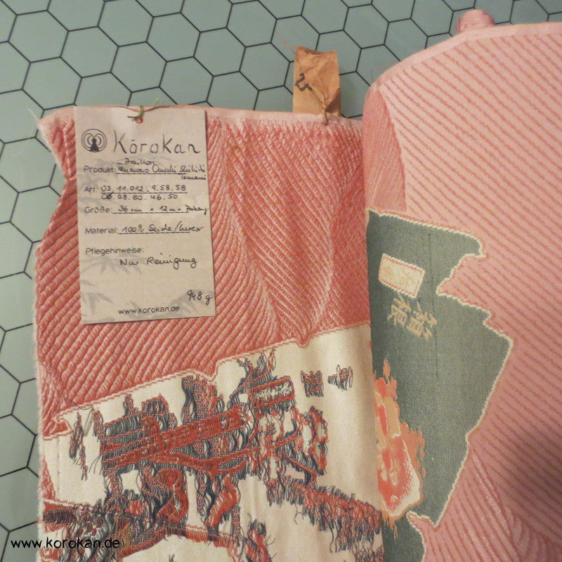 Wellen und Shikishi Omeshi Seiden Jacquard Araihari Kimono