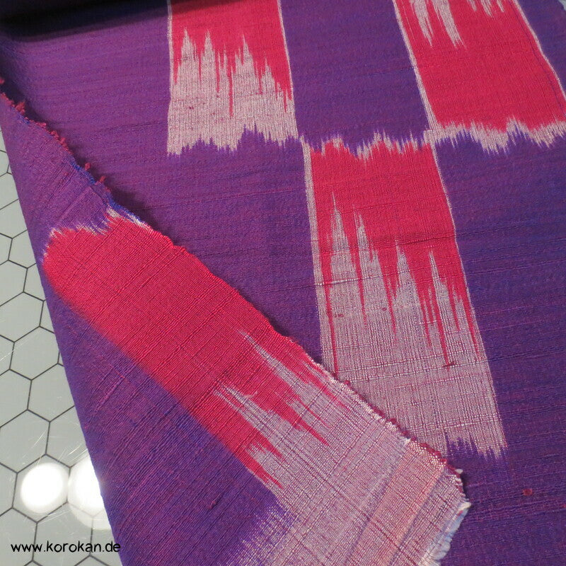 Tanmono Stoffrolle Kasuri gestreift Tsumugi Kimono Seide