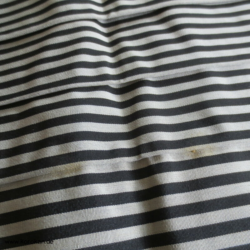 hellgrau schwarz gestreifte Hakama - Umanori Hosen-Typ, originalgeheftet