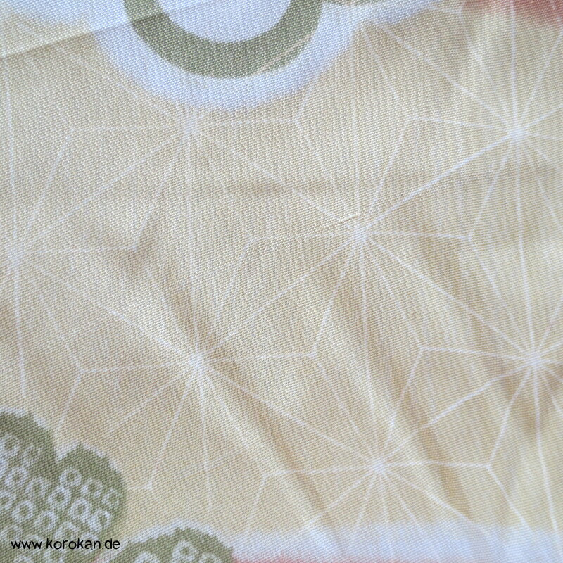 japanischer stilisierte Blüten Viscose Juban Kimono Stoff