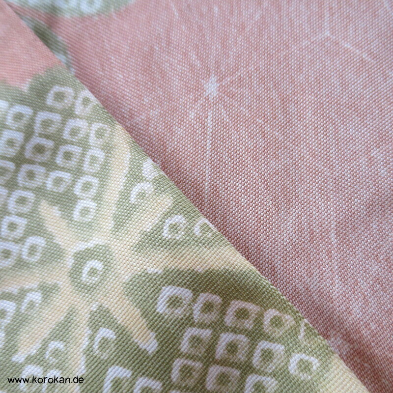 japanischer stilisierte Blüten Viscose Juban Kimono Stoff