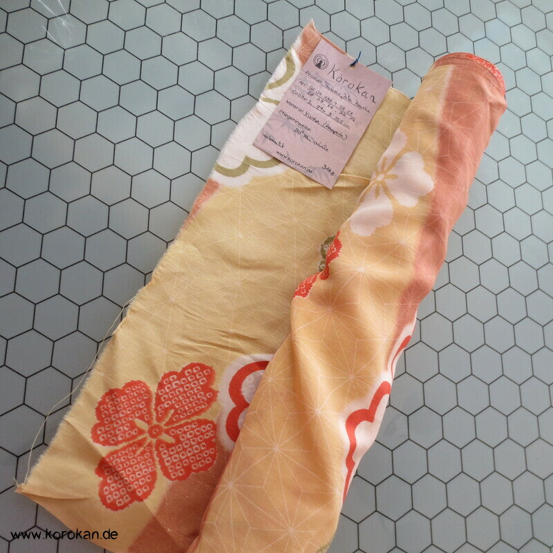 japanischer stilisierte Blüten Viscose Juban Kimono Stoff