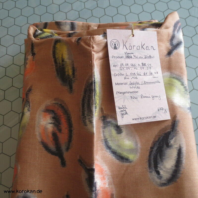 Seiden Meisen Komon Kimono Blätter