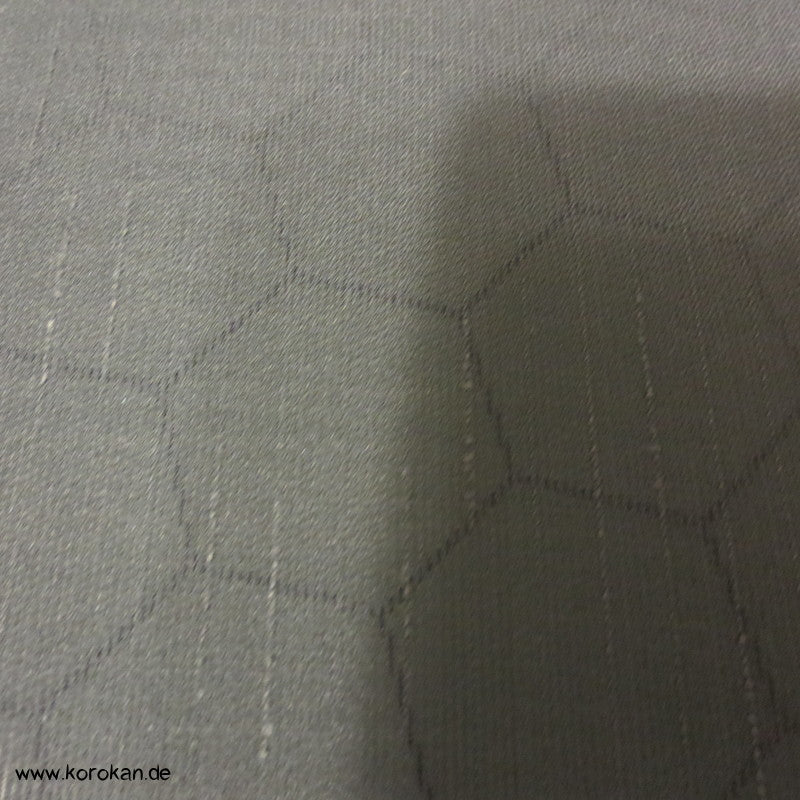transparenter blaugrauer Seide (?) Stoff