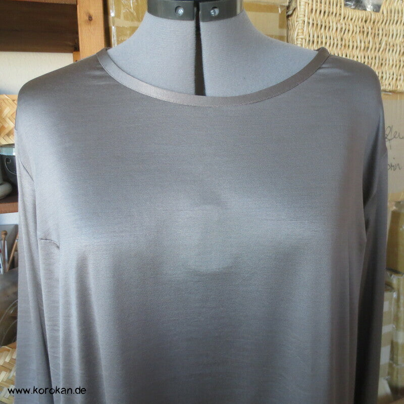 Longshirt aus glänzendem Viscosejersey mit Verlängerung aus Kimonoseidenrest, Gr. XL