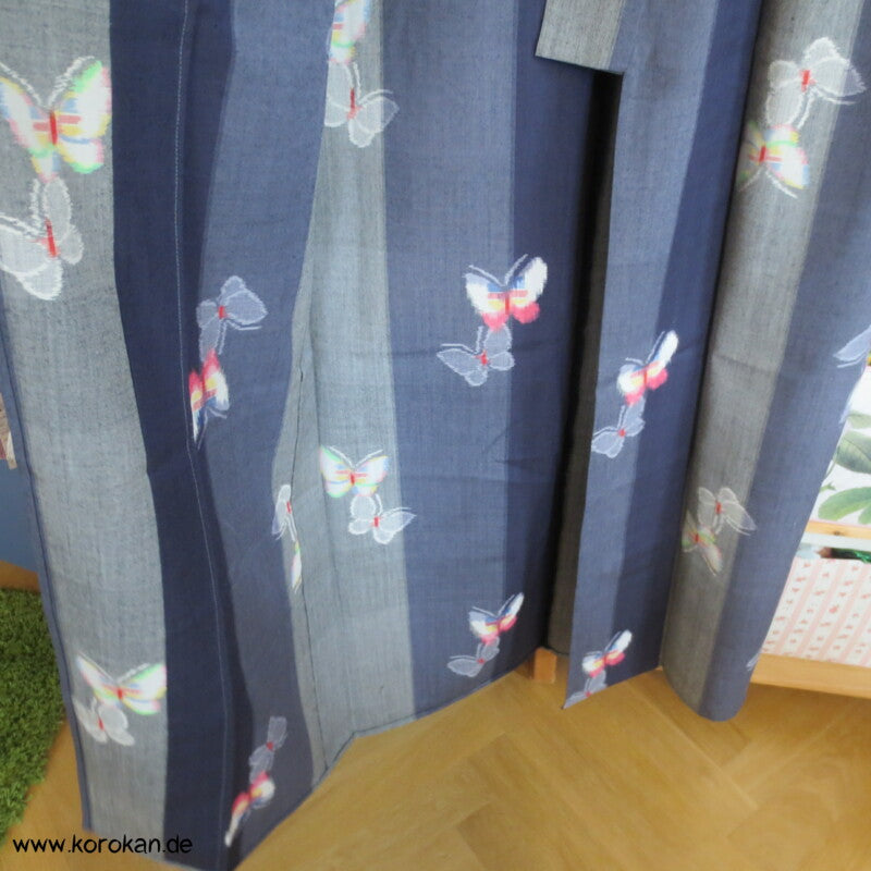 Kasuri Schmetterlinge auf blaugrauen Streifen Woll Hitoe Kimono