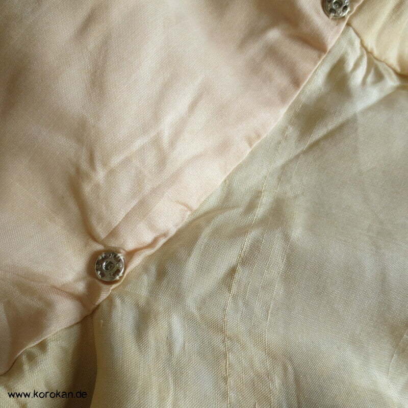 Blütenbäume mit silber Komon Kimono