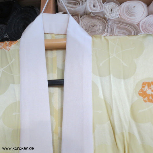 Seiden Ume Blüten Damast mit Shibori Juban Kimono