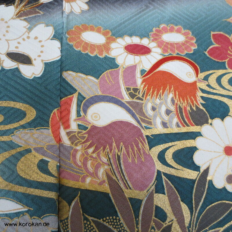 Mandarinenten und Blüten Furisode, Seiden Karieba