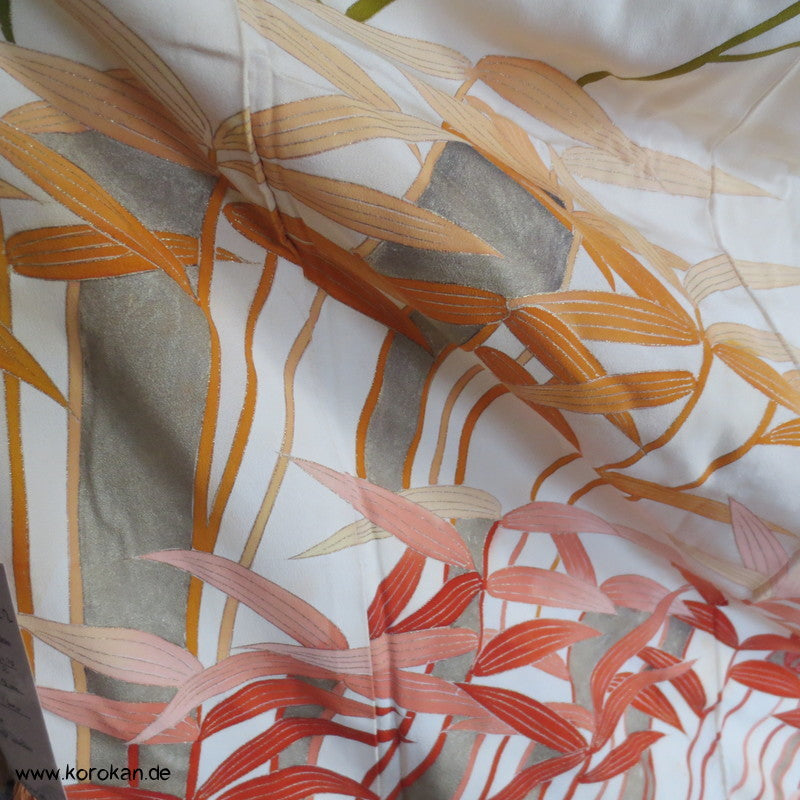 bunter Bambus auf hellem Seidencrepe Grund Homongi Kimono
