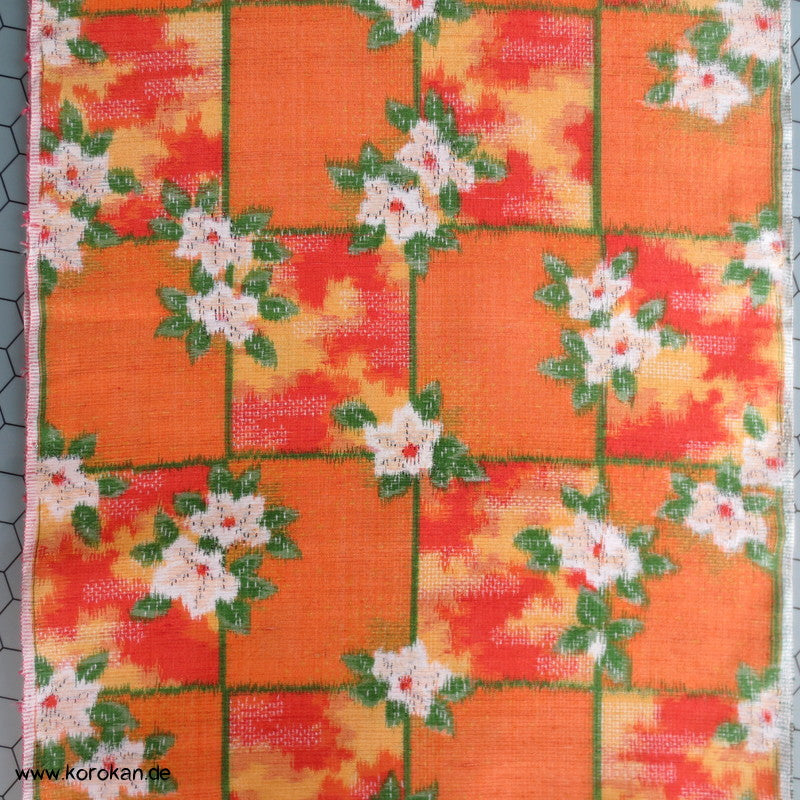 Japan Blumenkaro Kasuri Tsumugi Kimono Seide Stoffrolle