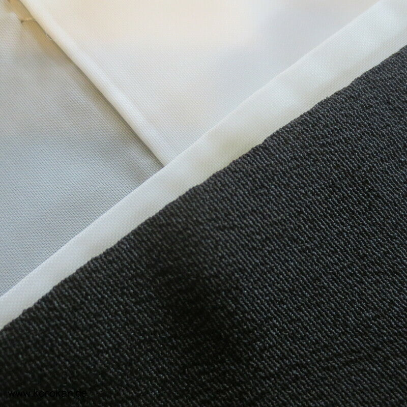 grüner Teich mit Stickerei Blumen und Bambus Tomesode