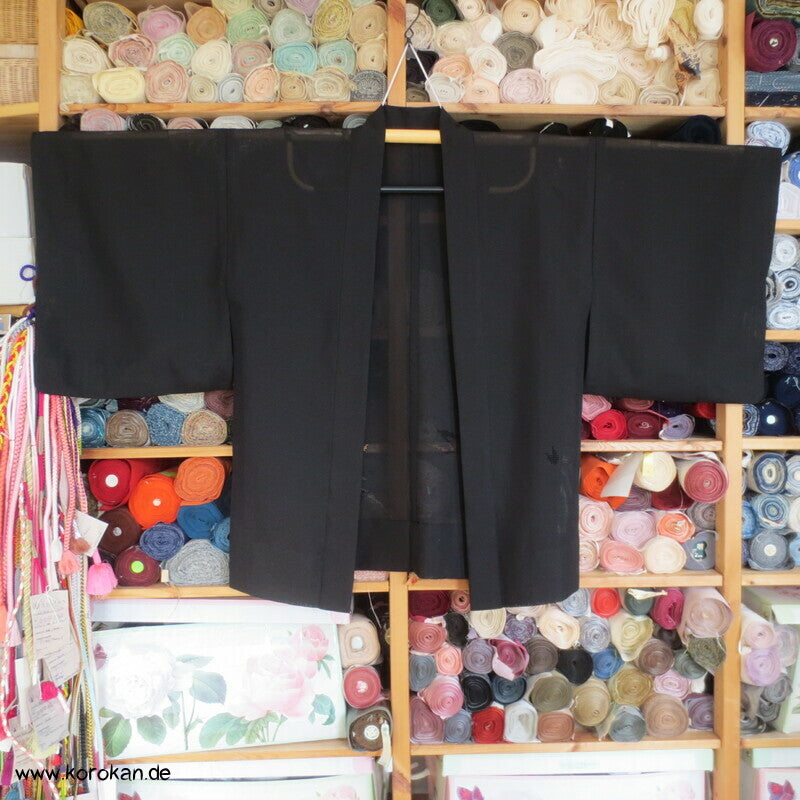 schwarz Rho Seide, Durchbruchmuster Haori