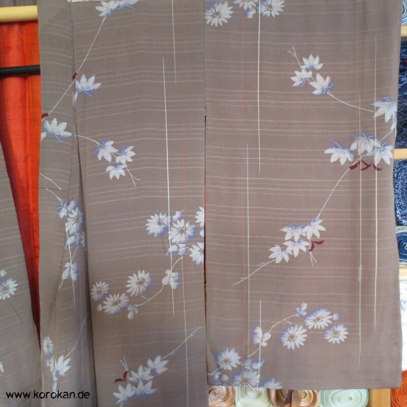 Japan Chrysanthemen antiker Komon Kimono Seersucker Seidencrepe