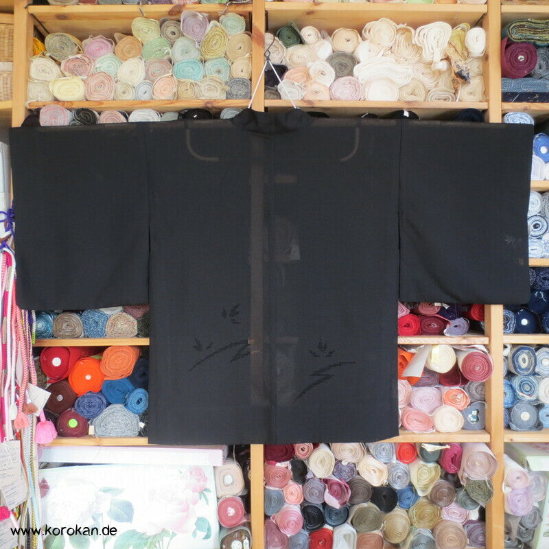 schwarz Rho Seide, Durchbruchmuster Haori