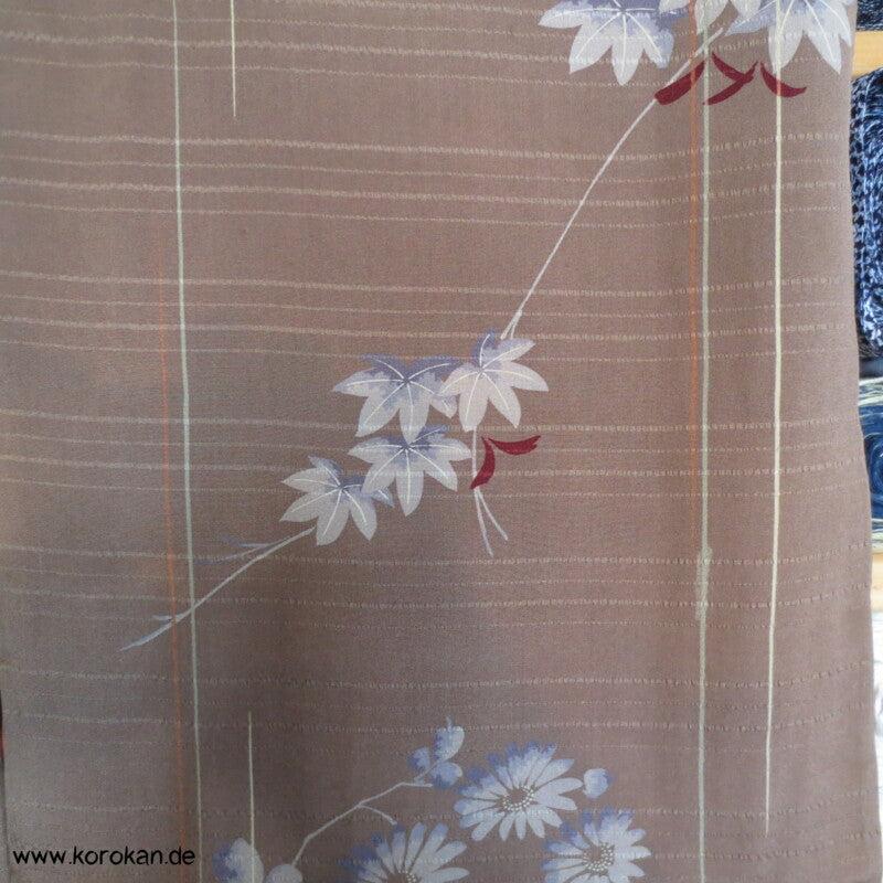 Japan Chrysanthemen antiker Komon Kimono Seersucker Seidencrepe