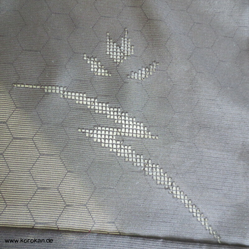 schwarz Rho Seide, Durchbruchmuster Haori