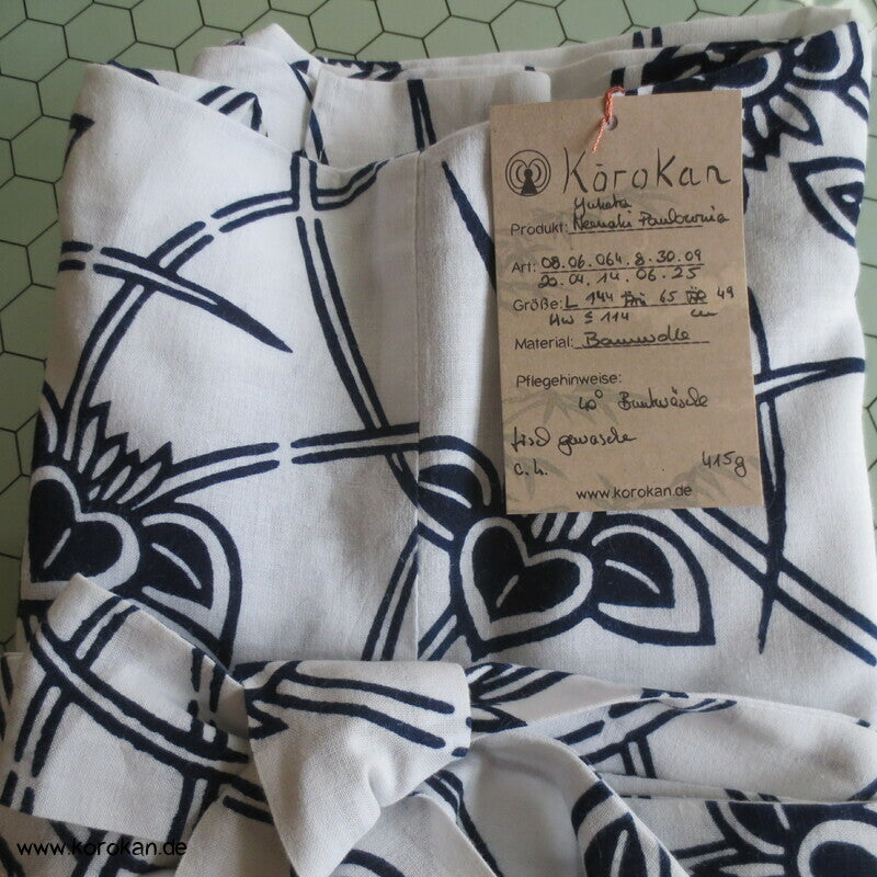 Yukata / Nemaki Kimono reine Baumwolle, mit Paulownia Baumblüten