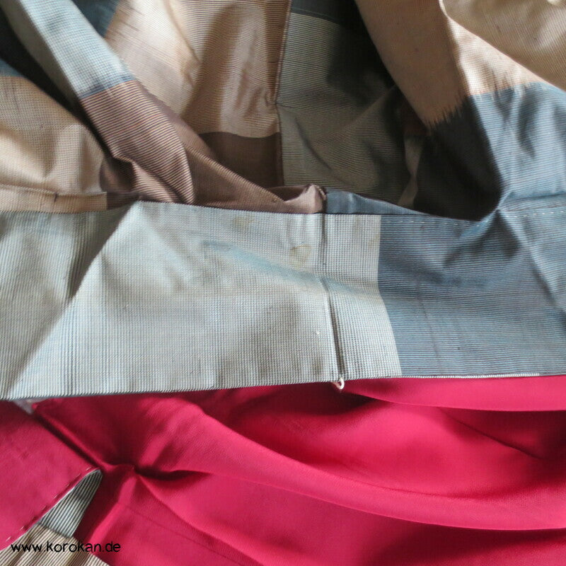 Ichimatsu Karo Kasuri Tsumugi Seiden Kimono, Japan
