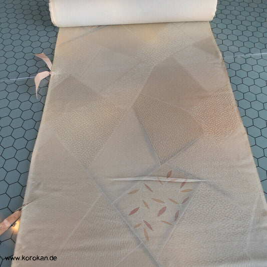 Kimono Seidendamast Stoffrolle Kiribame Steinplattenmuster