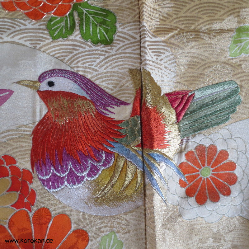 Mandarinenten, teilweise bestickter Seidendamast Homongi Kimono
