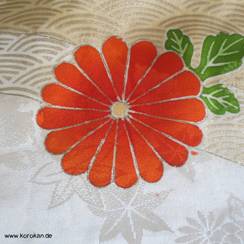 Mandarinenten, teilweise bestickter Seidendamast Homongi Kimono