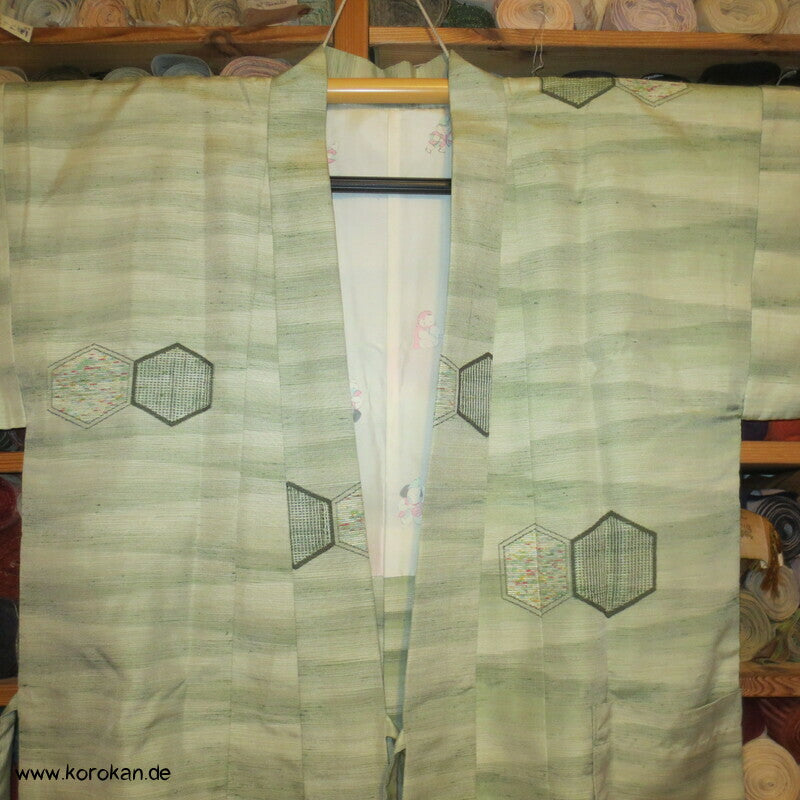 Dochugi Kimono Jacke, dicke Tsumugi Seide mit Kikko Motiven
