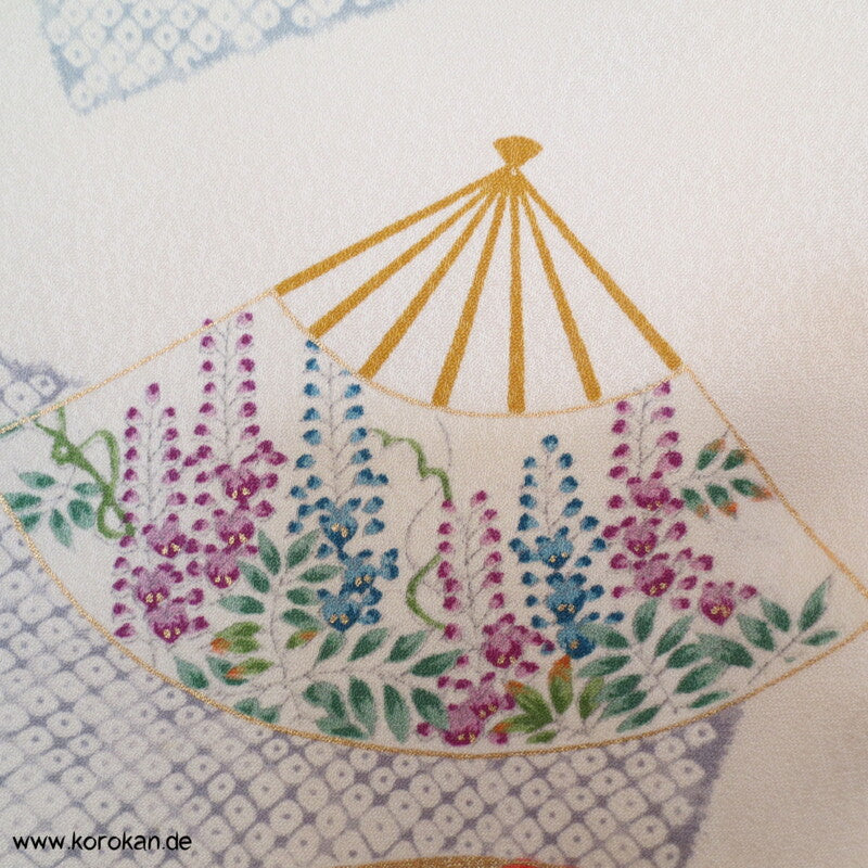 Fächer mit Gold Komon Seidencrepesatin Kimono