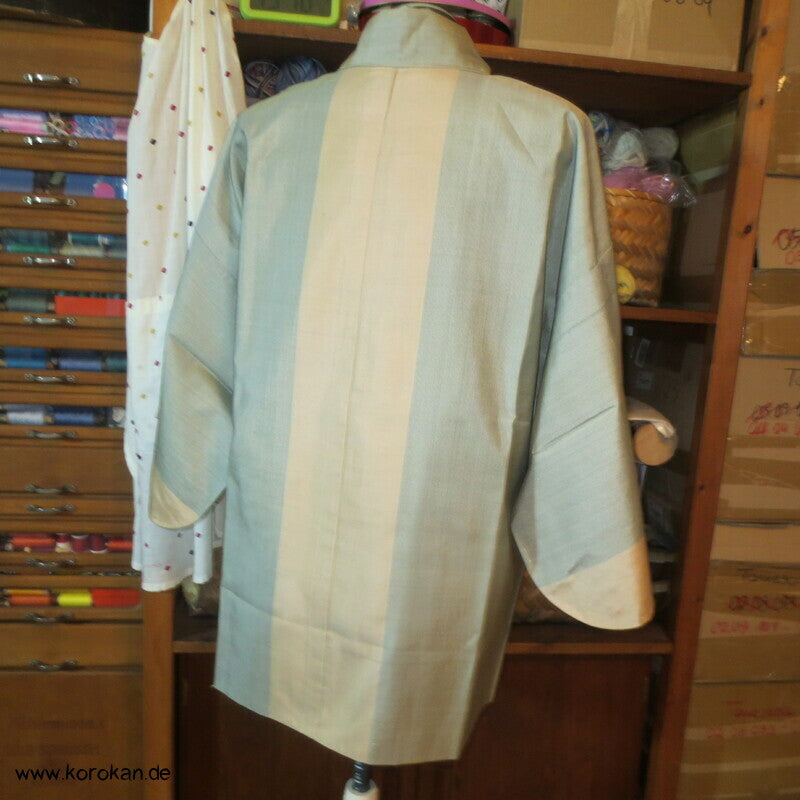 Dochugi Kimono Jacke Tsumugi Seide breite Streifen hellblau natur