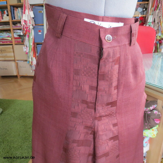 Upcycling Hose aus zwei verschiedenen Kimono Seiden Stoffen