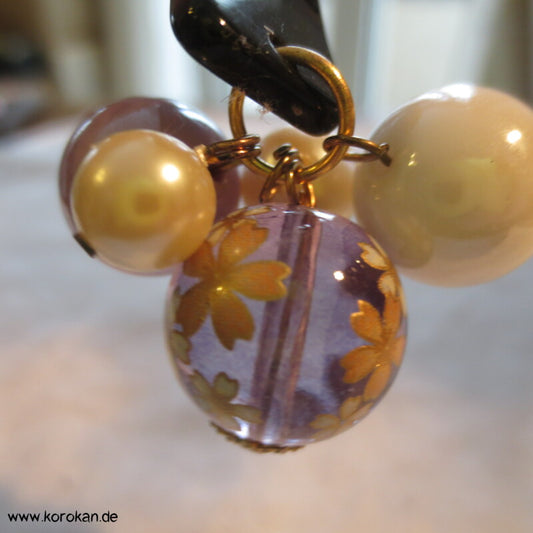 japanischer Haarstab mit eng hängenden Kugeln