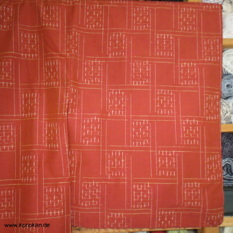 variables Karo Kasuri auf persimmon Tsumugi Kimono