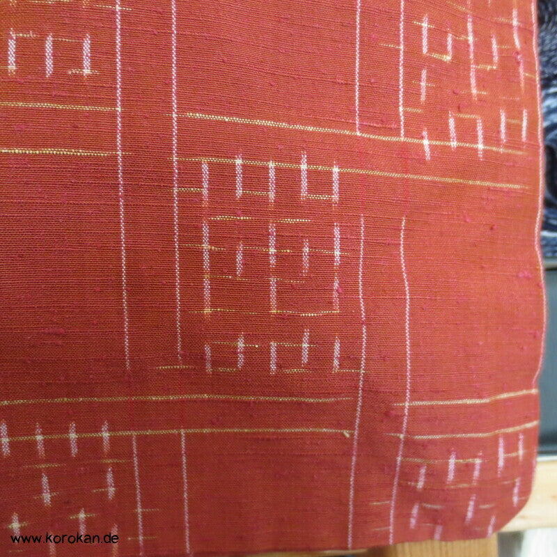 variables Karo Kasuri auf persimmon Tsumugi Kimono