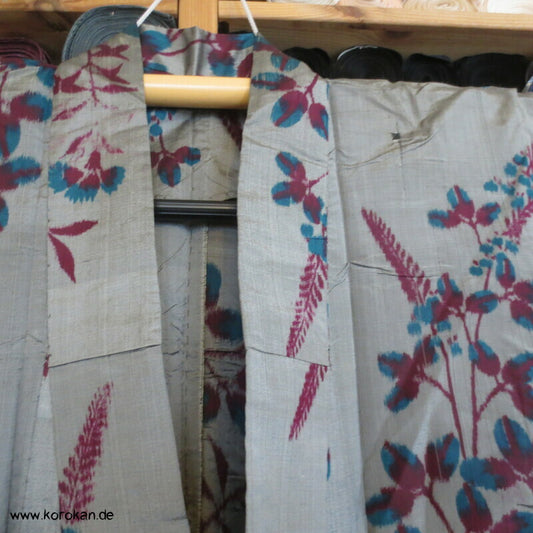 Nandina und Nadeshiko Meisen Seiden Hitoe Kimono