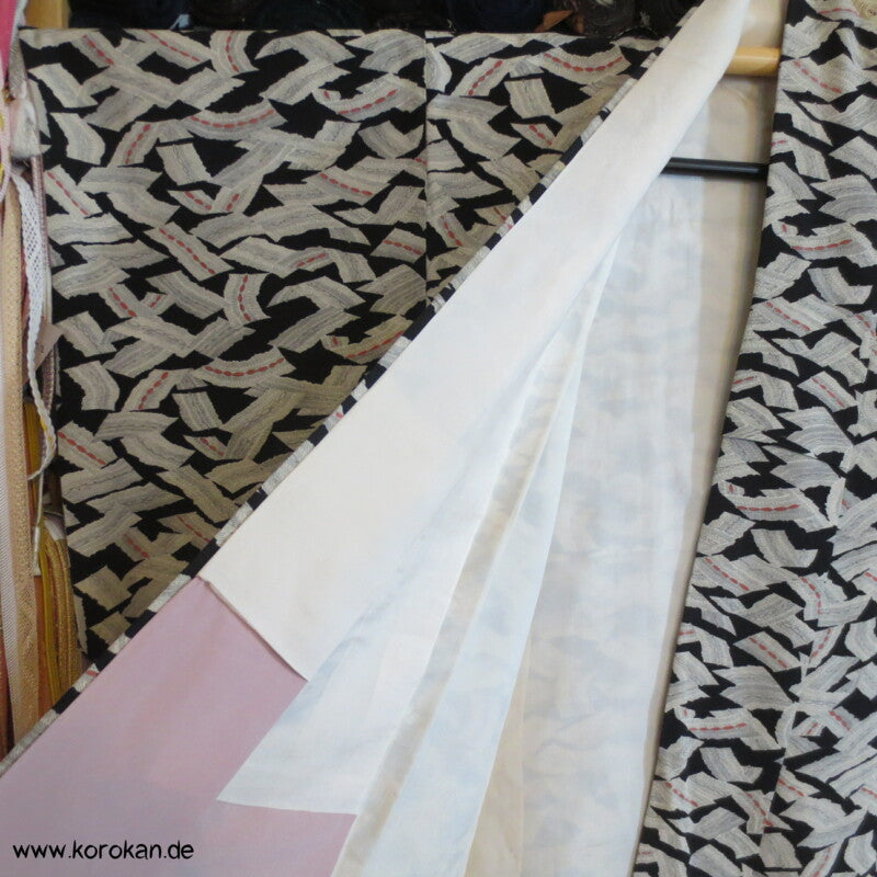 Bambusmatten auf schwarzem Seidencrepe Komon Kimono