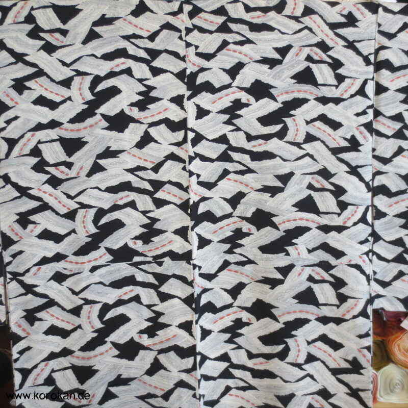 Bambusmatten auf schwarzem Seidencrepe Komon Kimono
