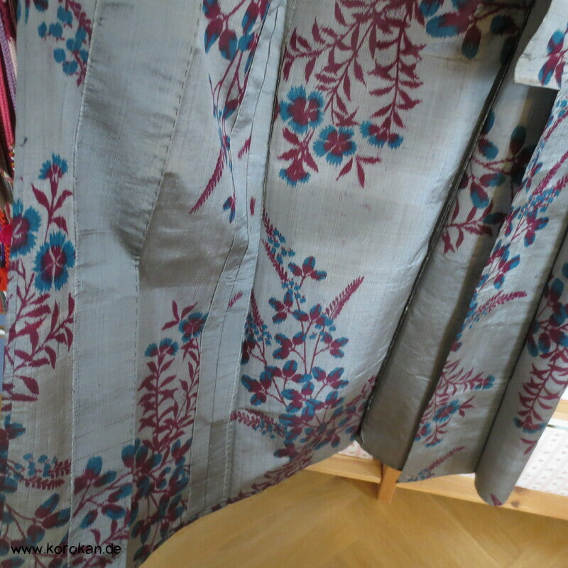 Nandina und Nadeshiko Meisen Seiden Hitoe Kimono