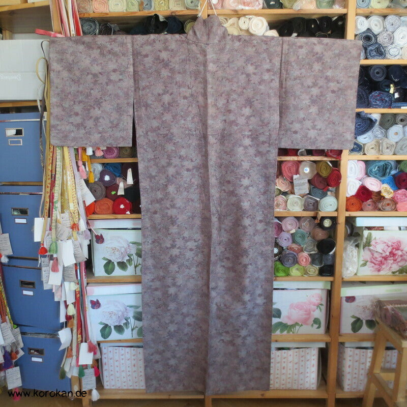angedeutete Kasuri Blüten Hitoe Tsumugi Seiden Kimono