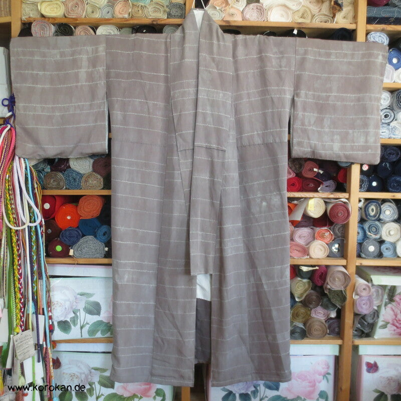 brutalisierter gekürzter Komon Kimono / Mantel / Jacke Streifen Shibori