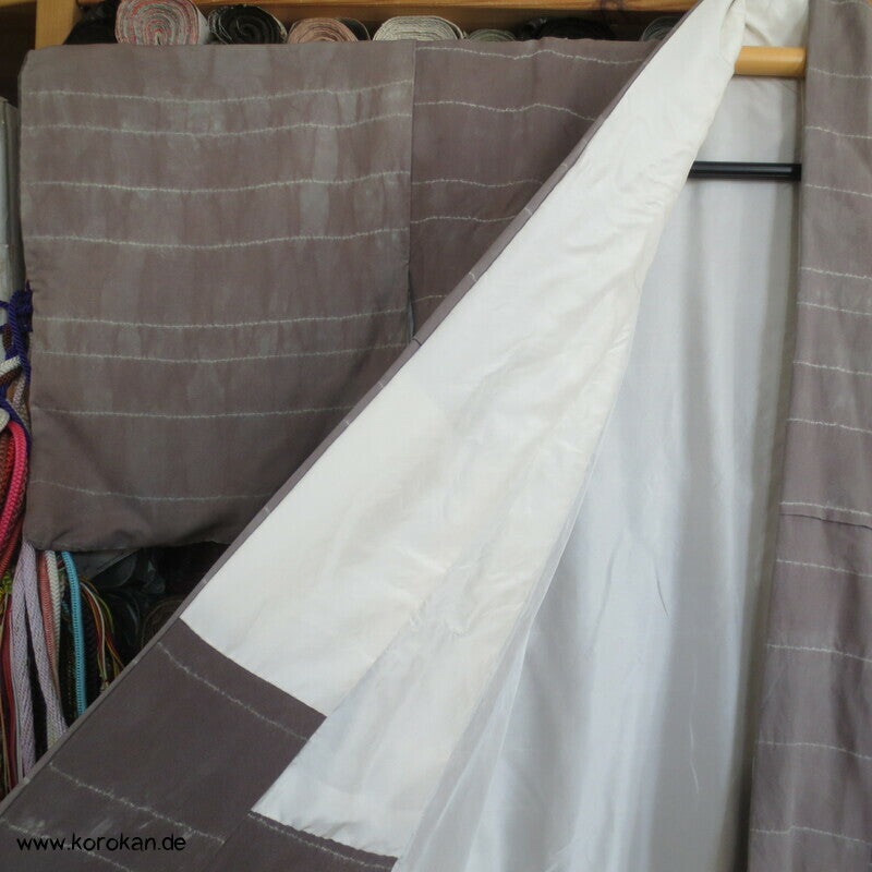 brutalisierter gekürzter Komon Kimono / Mantel / Jacke Streifen Shibori