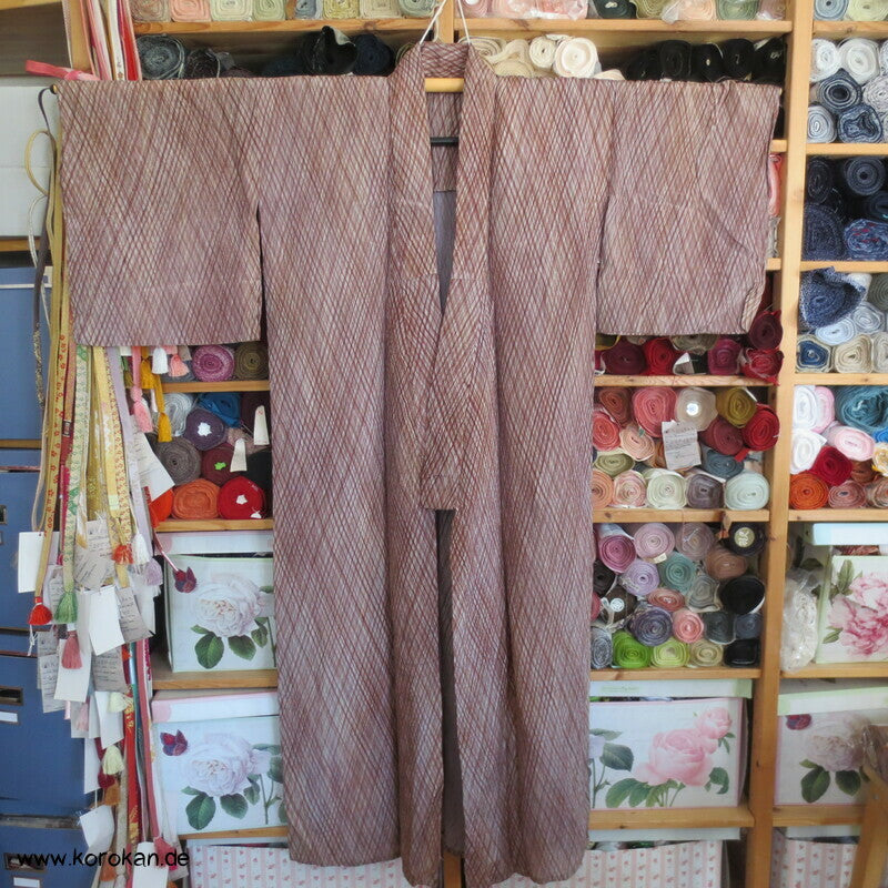 Rautennetz antiker Hitoe Komon Kimono, stark gekreppte Seide