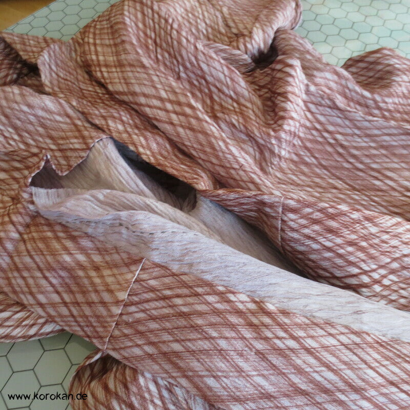 Rautennetz antiker Hitoe Komon Kimono, stark gekreppte Seide
