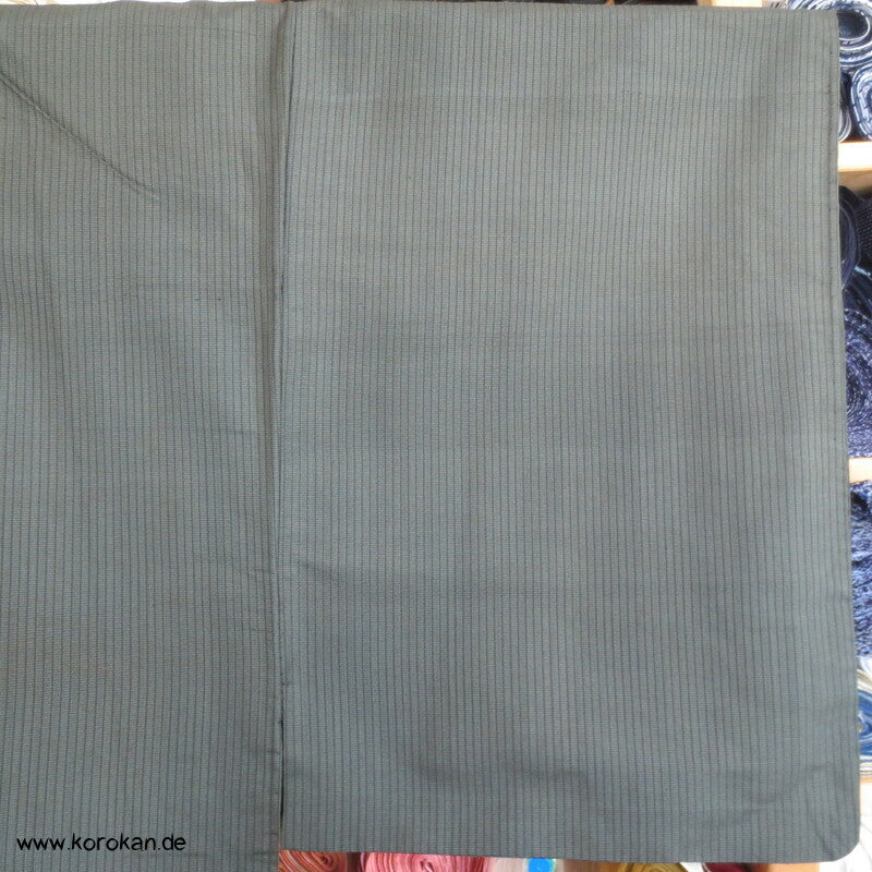 dunkle Seide, feine Streifen Hitoe Kimono