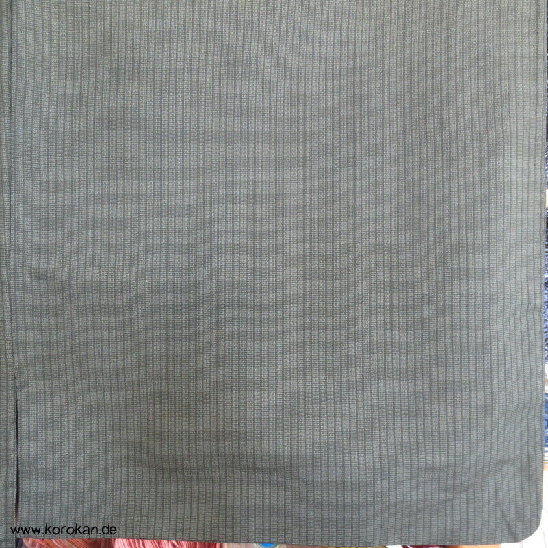 dunkle Seide, feine Streifen Hitoe Kimono
