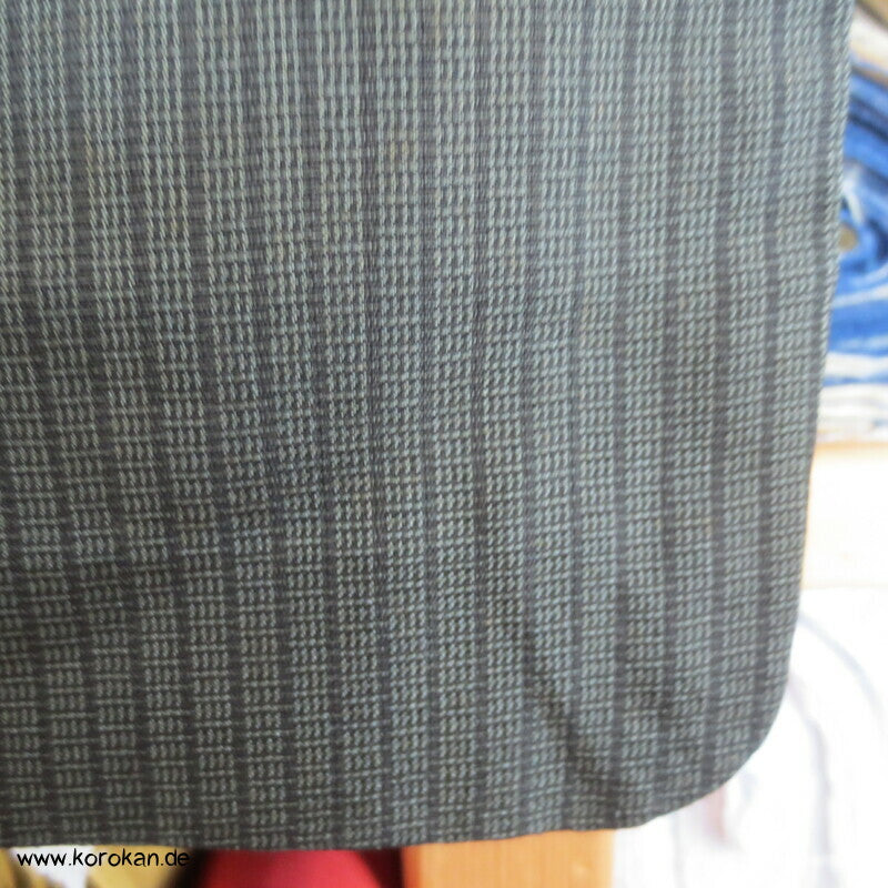 dunkle Seide, feine Streifen Hitoe Kimono