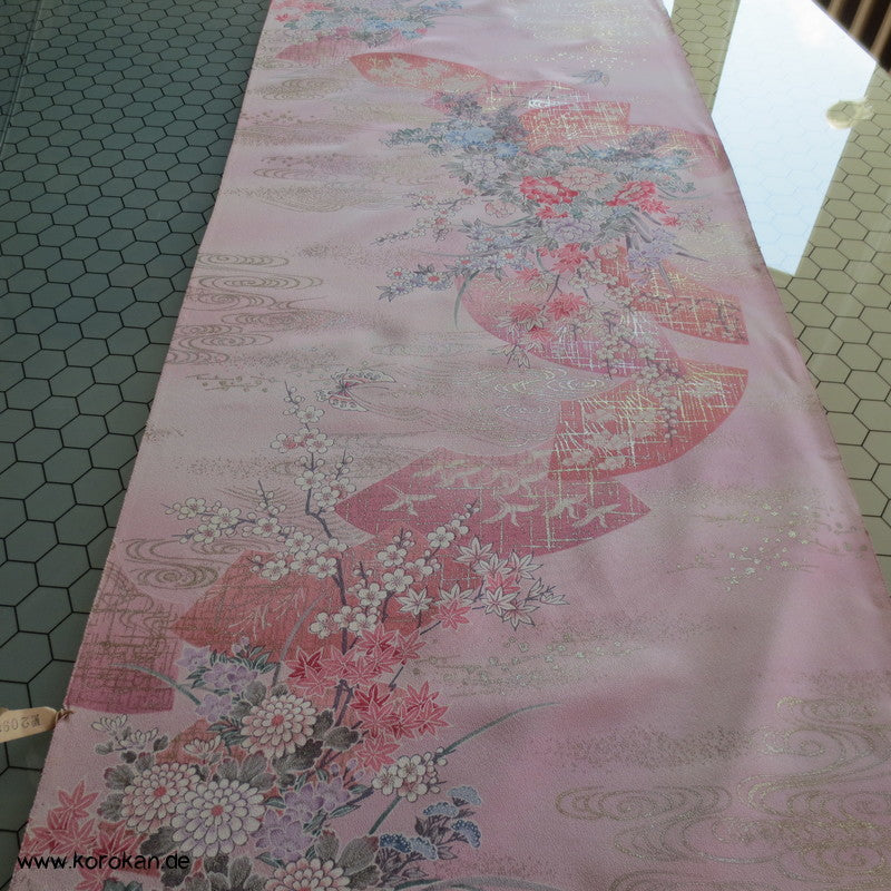 gold und silberne Überfangdruck Blumen und Fächer Kimono Seidencrepe