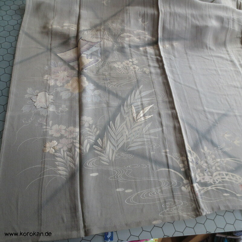 Gartenteichmuster, teilbestickt Hitoe Irotomesode Seiden Kimono