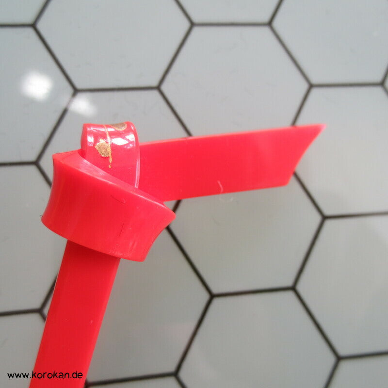 Haarstab roter Knoten, Sakura goldbemalt